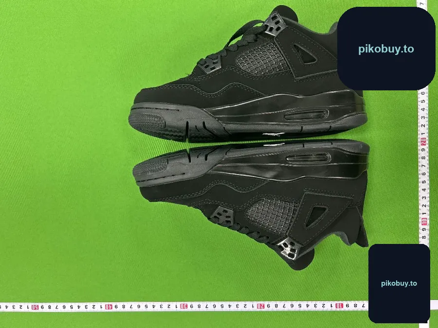 Warehouse QC photo of a jordan 4 17 colorways good quality order