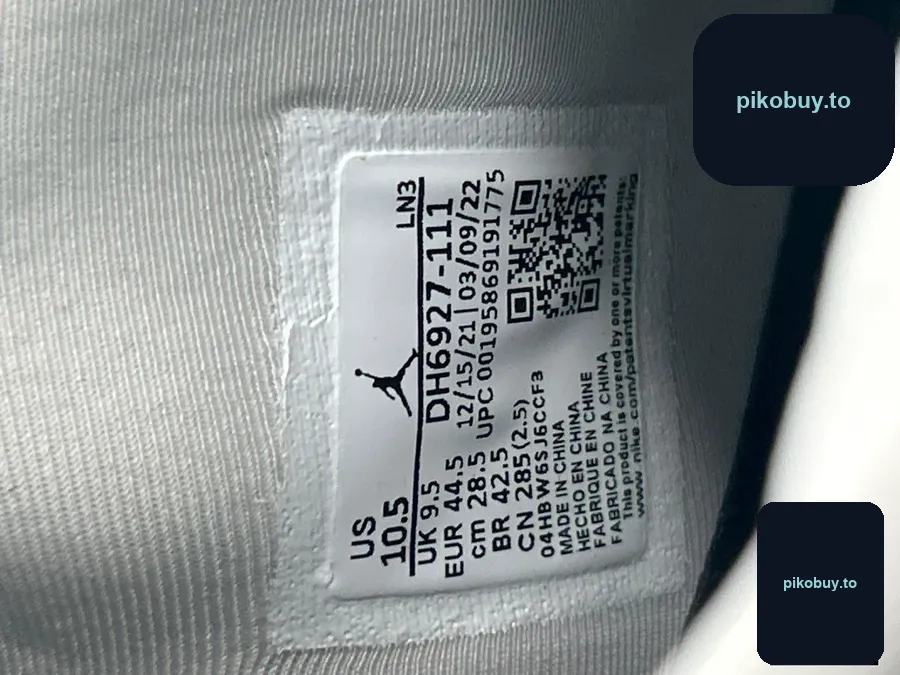 Warehouse QC photo of a jordan 4 black cat order